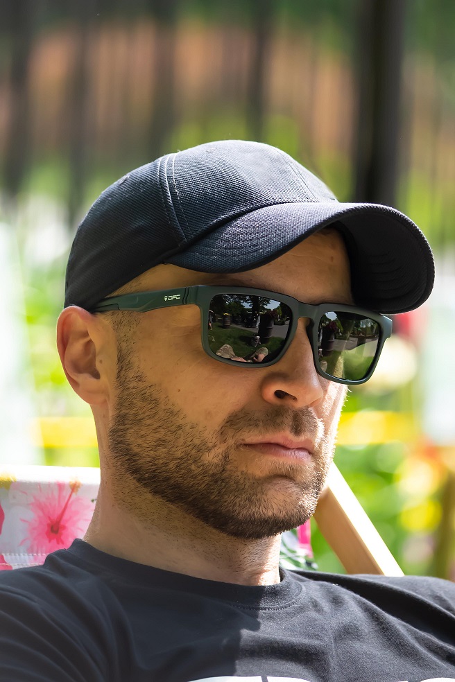 Okulary przeciwsłoneczne LIFESTYLE CALIFORNIA Matt Graphite/ Green