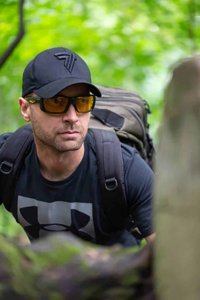 everest matt black yellow